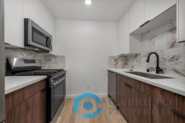 Building Photo - 4669 34th St