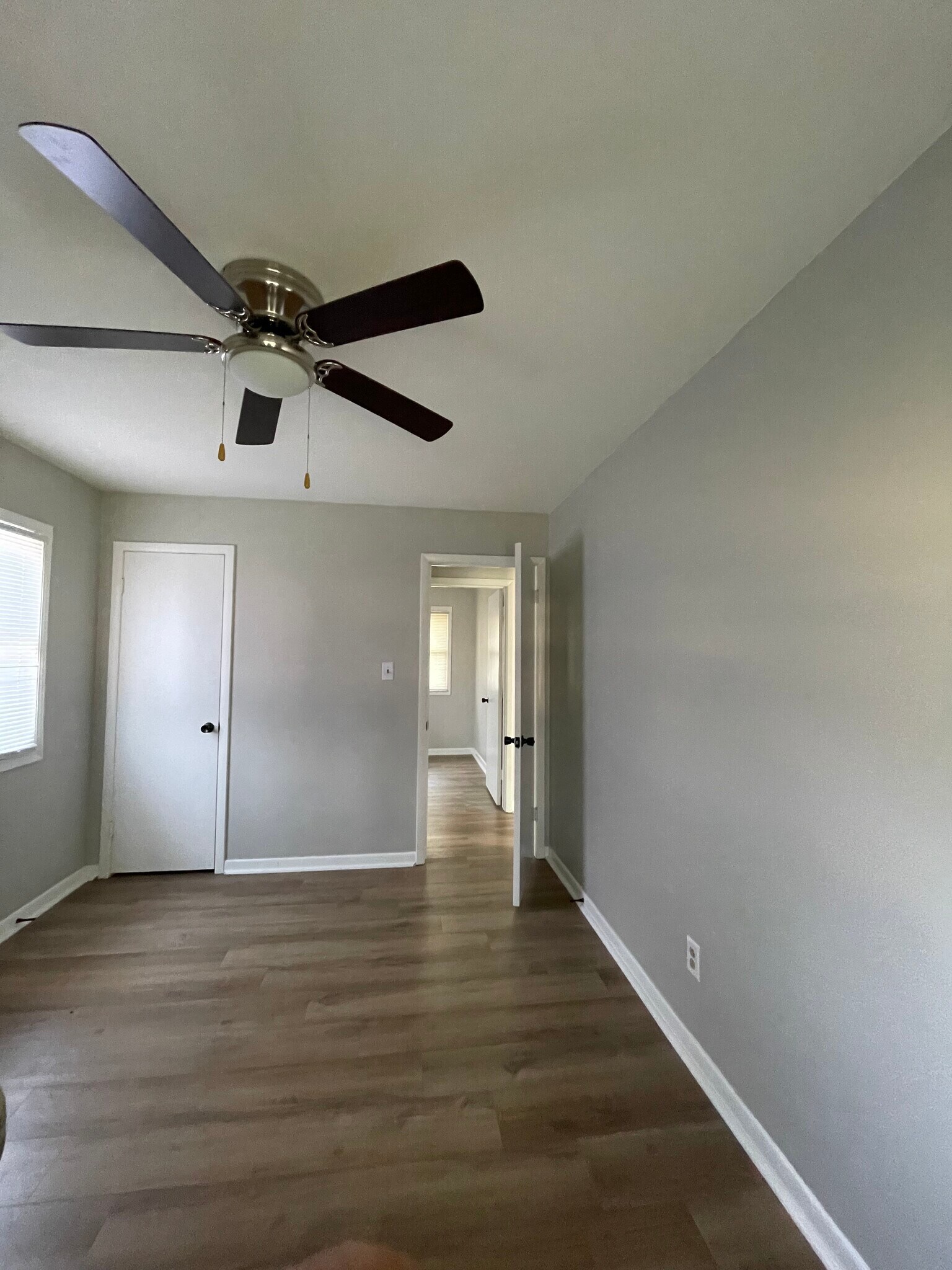 Building Photo - 2813 Hull Ave