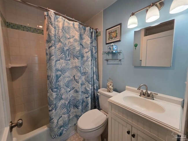 Building Photo - 430 S 1st St