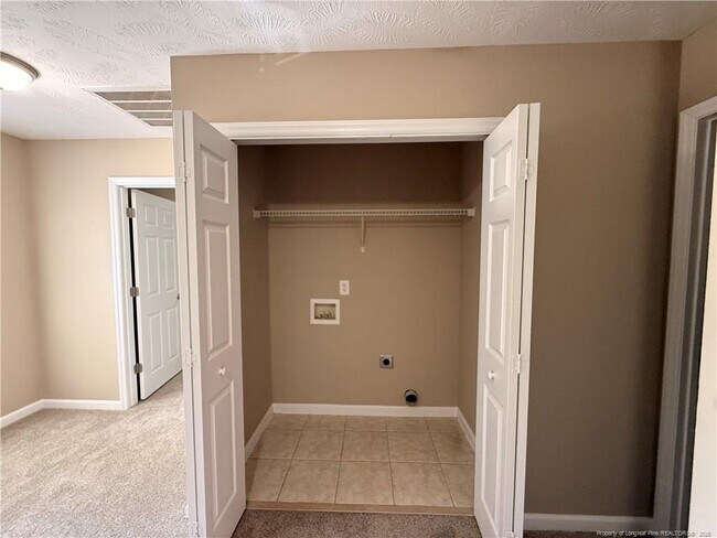 Building Photo - 42 Grayson Pl