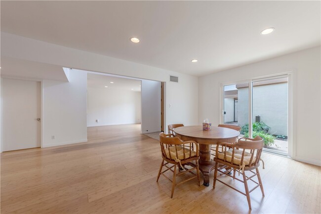 Building Photo - 23 Chicory Way