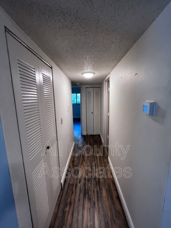 Building Photo - 3277 Fox Chase Cir