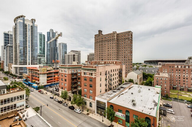 Building Photo - 1464 S Michigan Ave