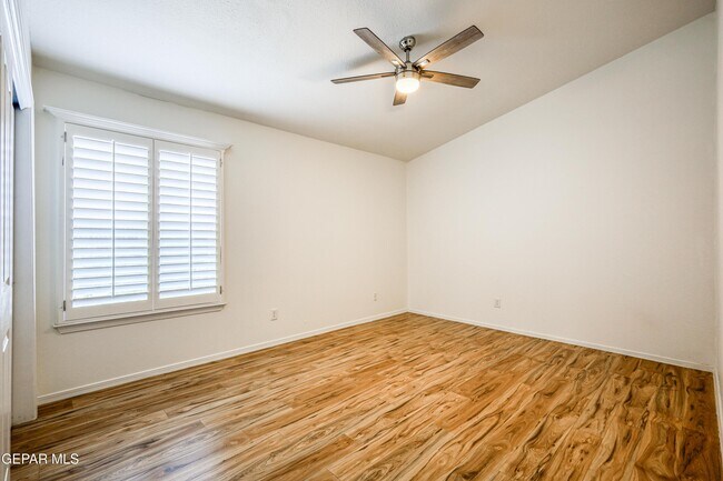 Building Photo - 6289 Cosecha Luna Cir