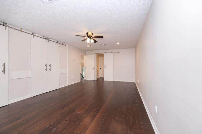 Building Photo - 44 Indian Clover Dr