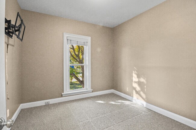 Building Photo - W5838 County Rd A