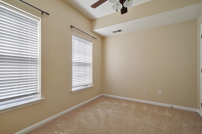 Building Photo - 231 Tidbury Crossing