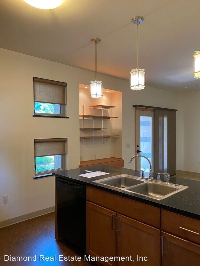 Building Photo - 1 br, 1 bath Apartment - 1000 SUNSET 1000 ...