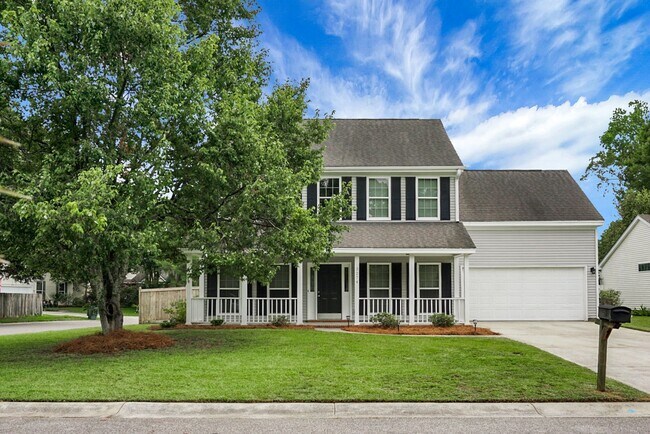 Building Photo - Gorgeous, 2 story, 4 BR, 2.5 BA Home with Fenced Yard near Magnolia Gardens