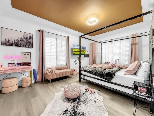 Building Photo - 3608 54th Dr W