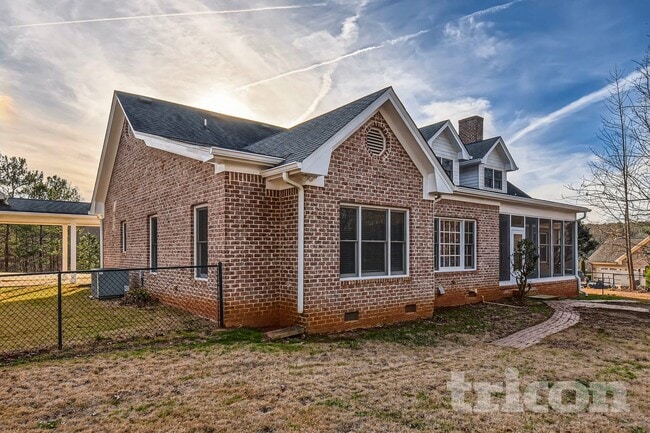 Building Photo - 113 Accolade Pkwy