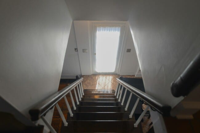 Building Photo - 784 S 6th St