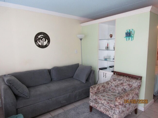 Building Photo - 2204 Perrin Dr