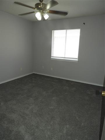 Building Photo - 2604 Lookout Dr