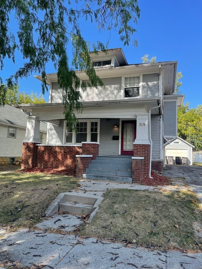 Building Photo - 319 McKinnie Ave