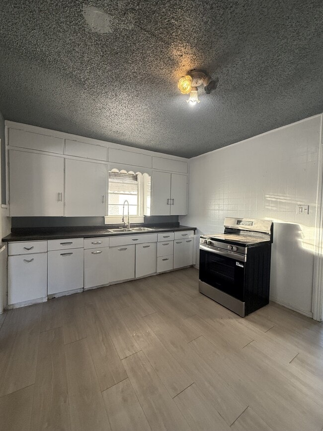 Building Photo - 4907 37th St