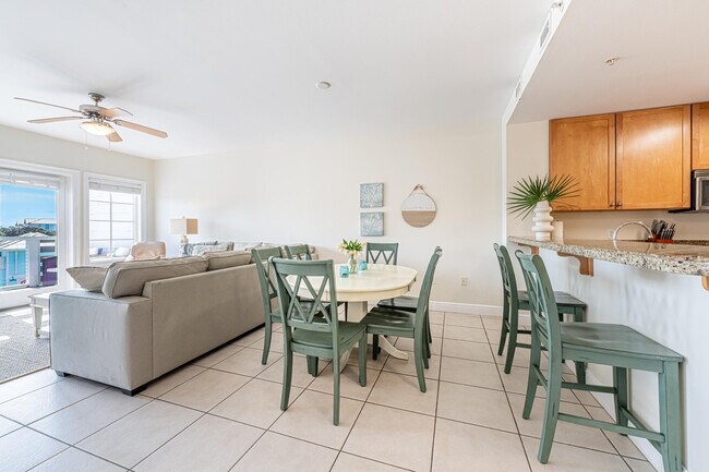 Building Photo - 43 Cassine Way