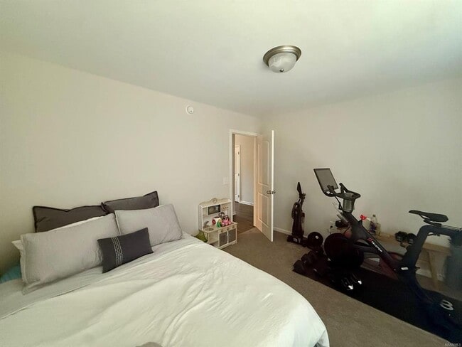 Building Photo - 221 Dawsons Ml Wy