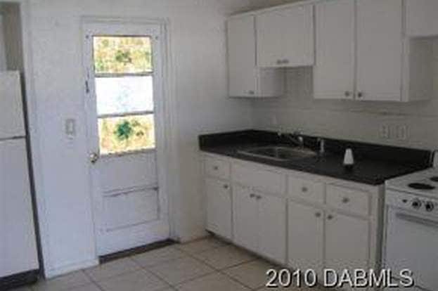 Building Photo - 53 River Dr
