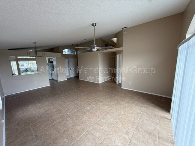 Building Photo - 1448 Avleigh Cir