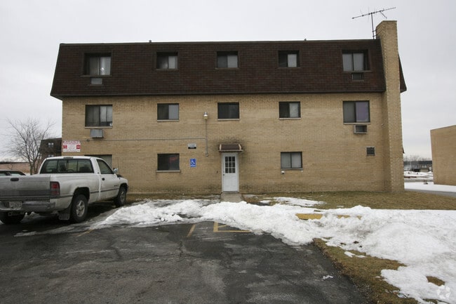 Primary Photo - 21837 Jeffrey Sauk Village, IL 60411