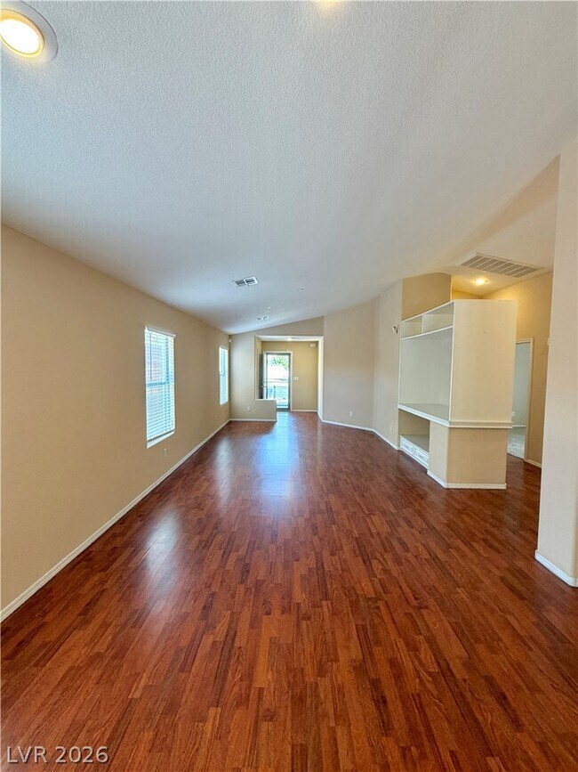 Building Photo - 1420 Dream Bridge Dr