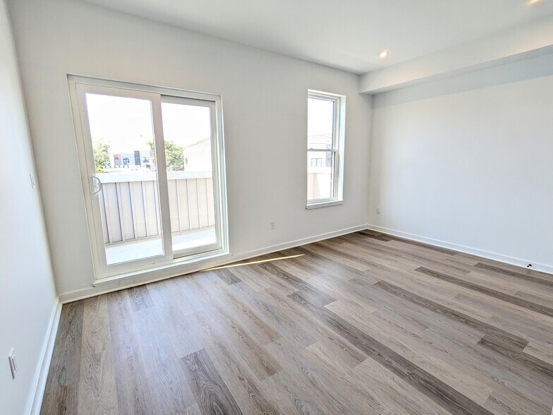 Building Photo - 1503 N Stillman St