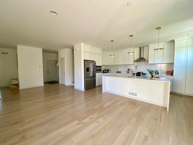 Building Photo - 3708 Provenance Way