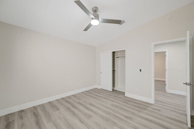 Building Photo - Remodeled Single Story, 4 Bedroom Home in Desert Shores