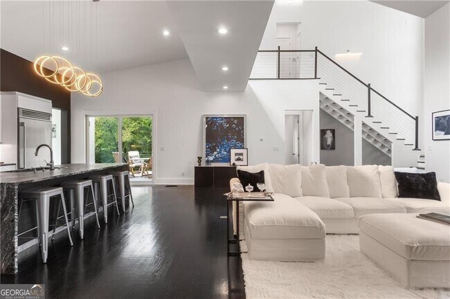 Building Photo - 1756 N Akin Dr NE