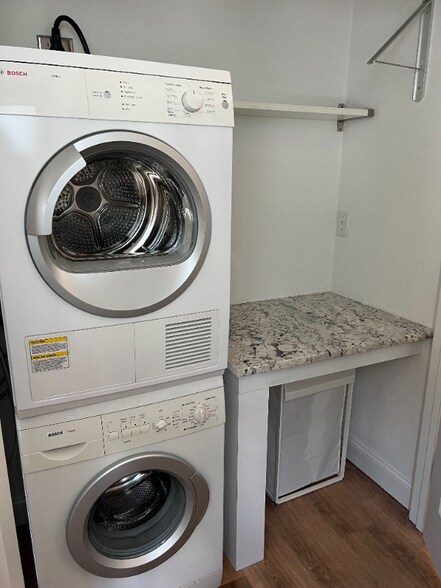 Building Photo - 35 Nestlenook Dr