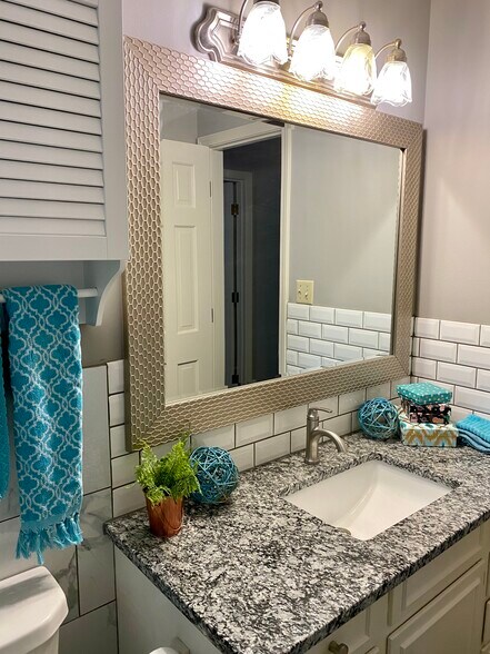 main bathh - 1202 NW 6th St