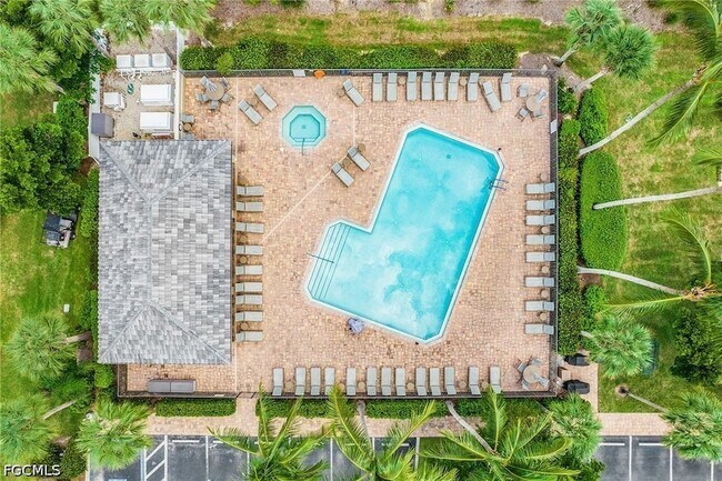 Building Photo - 11015 Mill Creek Way