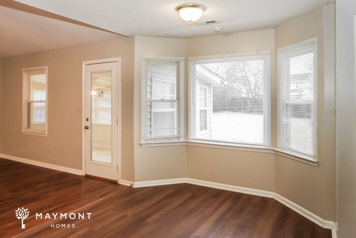 Building Photo - 12661 Dickens Ln