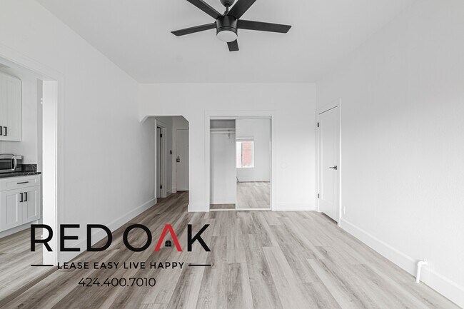 Primary Photo - 687 Shatto Pl