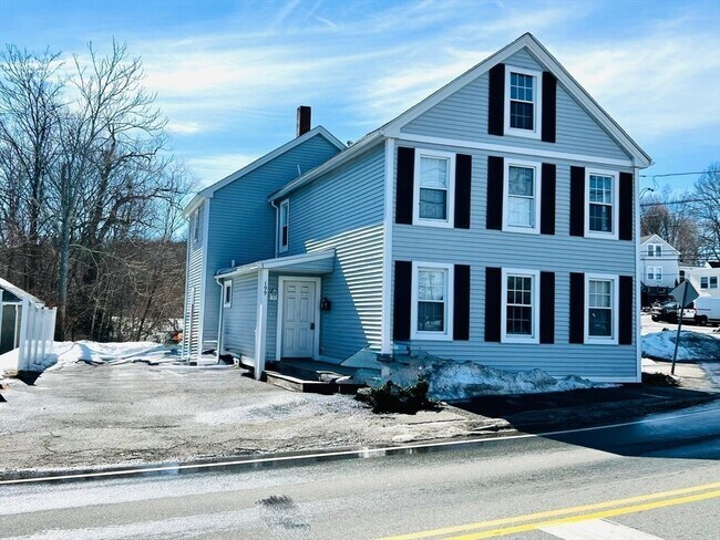 Building Photo - 199 Andover St