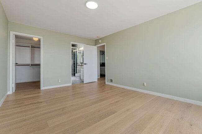 Building Photo - 140 Cresta Vista Dr