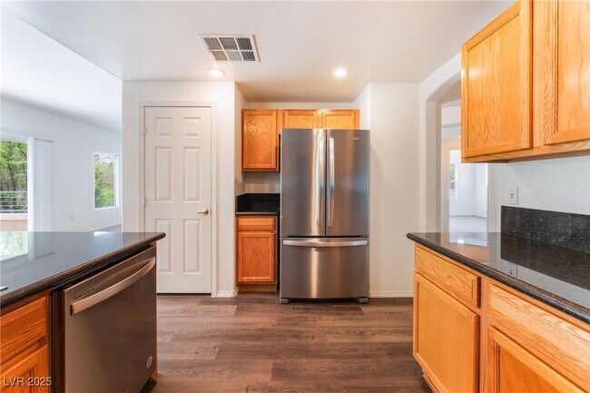 Building Photo - 10601 Pedal Point Pl