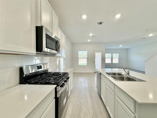 Building Photo - 1316 Acorn Oak Dr
