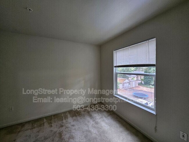 Building Photo - 20 SE 172nd Ave
