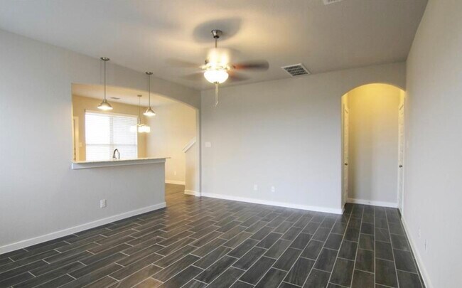 Building Photo - 117 Wickersham