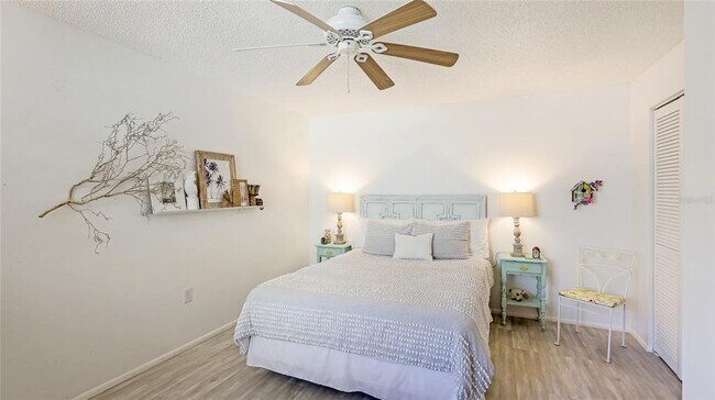 Building Photo - 307 Timber Lake Dr