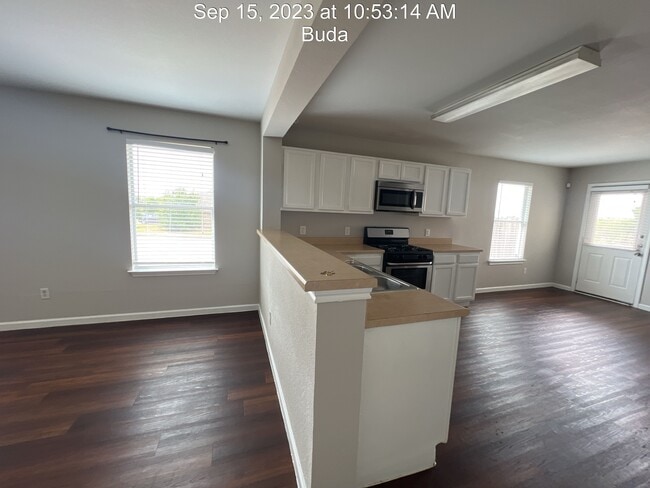 Building Photo - 176 Pebble Creek Ln