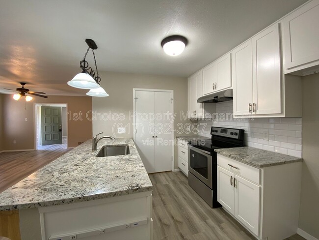 Building Photo - 2311 Kingsford Ct