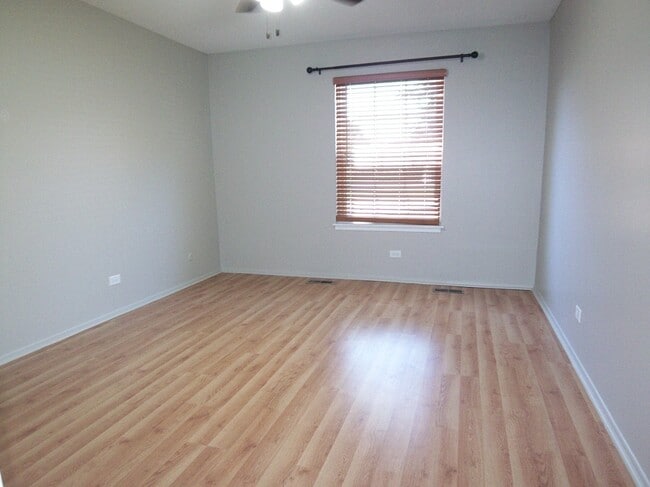 Building Photo - 1546 Williamsburg Dr