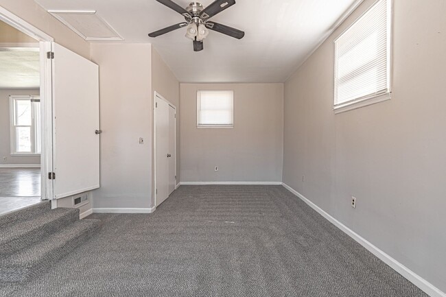 Building Photo - Pictures coming soon....