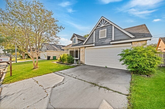 Building Photo - 12727 Ashford Knoll Dr