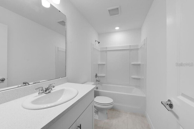 Building Photo - 15148 Cuzcorro Ct