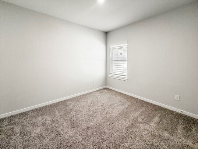 Building Photo - 11979 Wisteria Mdws Dr