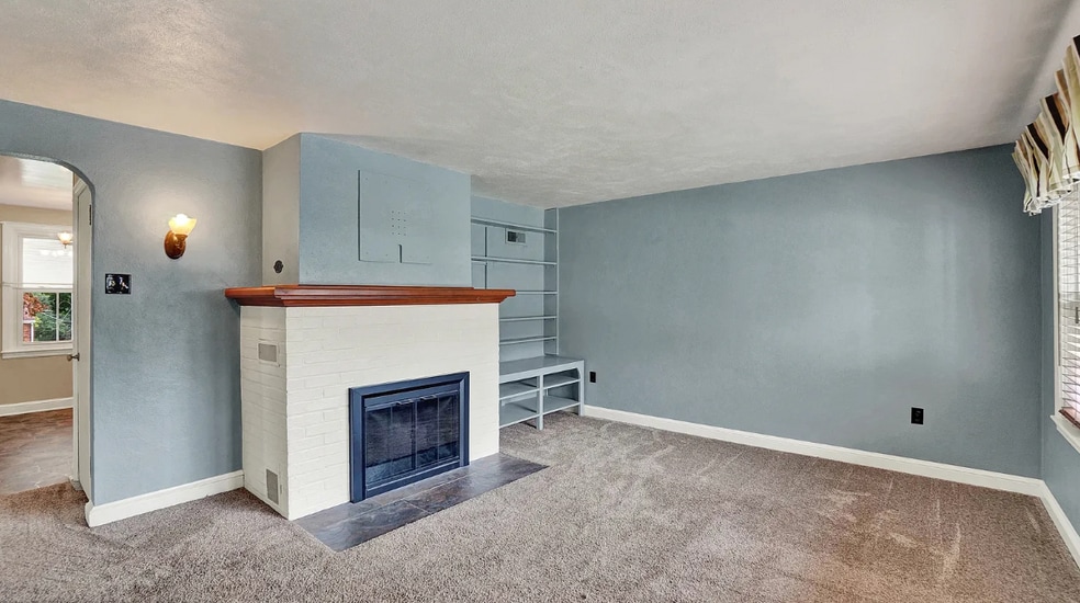 Primary Photo - 1129 Ruxton Rd
